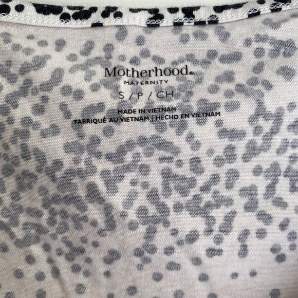 Motherhood Maternity Black & White Polka Dot Ruched Short Sleeve Scoop Neck Top - Picture 3 of 7